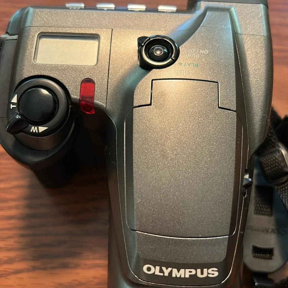 Olympus D-600L Digital Camera